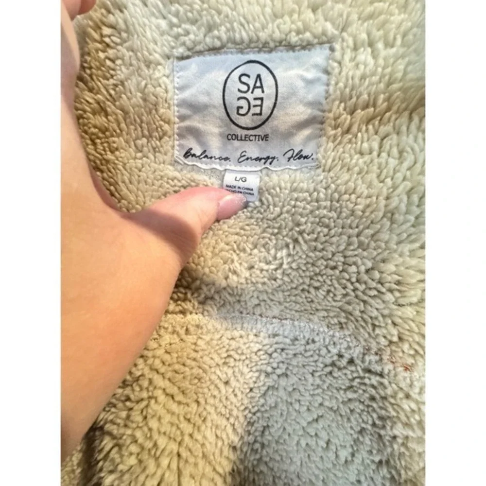 Sage‎ Collective Cozy Sherpa Lined Plaid Flannel Shirt Jacket L/G